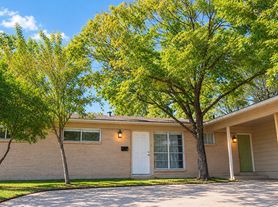2310 Rebel Rd, Austin, TX