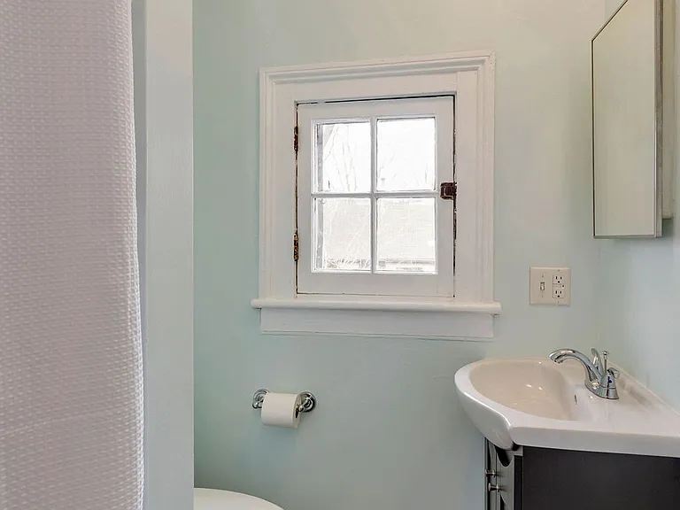 207 Douglas Ave #B — Photo 11