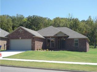 8908 Gracie Ln, Fort Smith, AR 72916