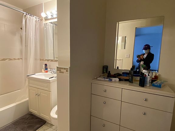 3rd image of 30 E 37th St APT 4F