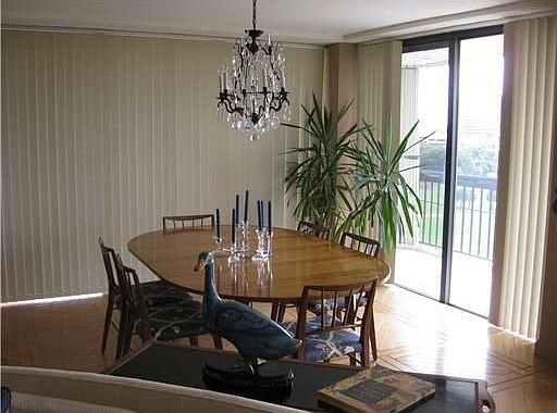 4th image of 1900 Consulate Pl APT 704