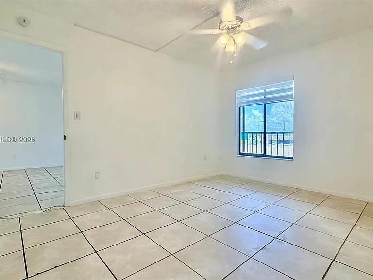 8615 NW 8th St #421 — Photo 19