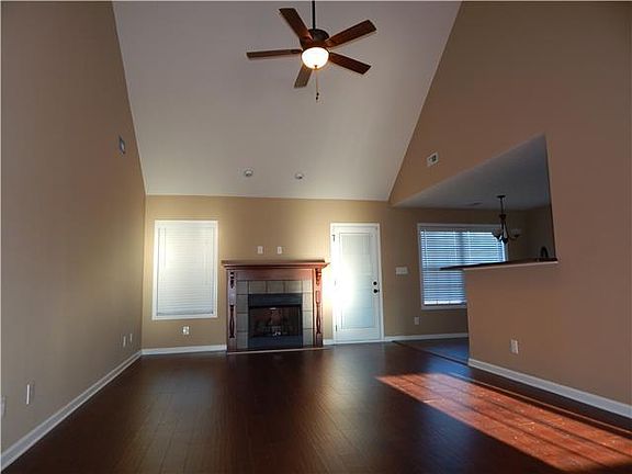 4th image of 1361 Allmon Dr