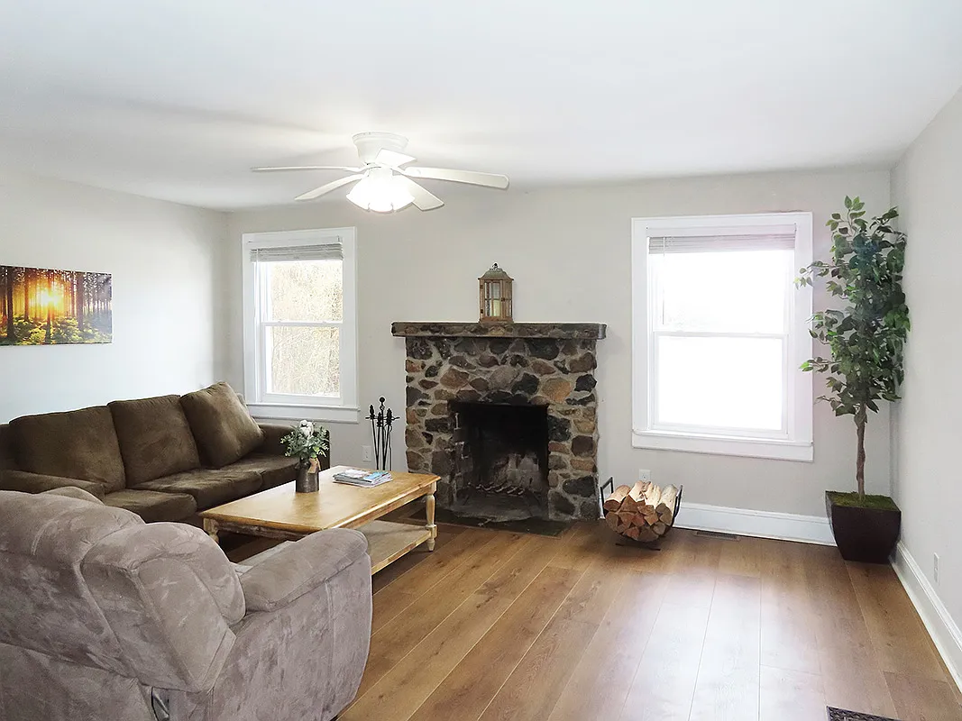 Building Photo - 1724 Legion Rd #A
