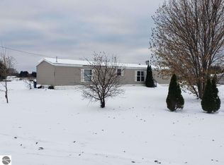 9201 W County Line Rd, Buckley, MI 49620