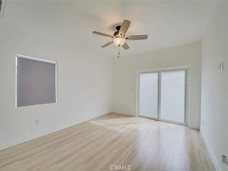 1476 Kenneth Dr — Photo 40