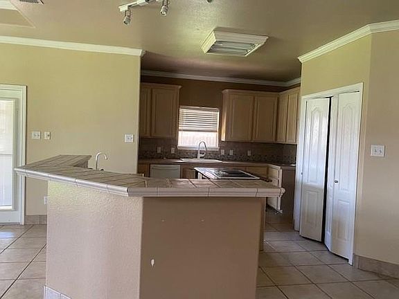 5th image of 14834 Beal Dr