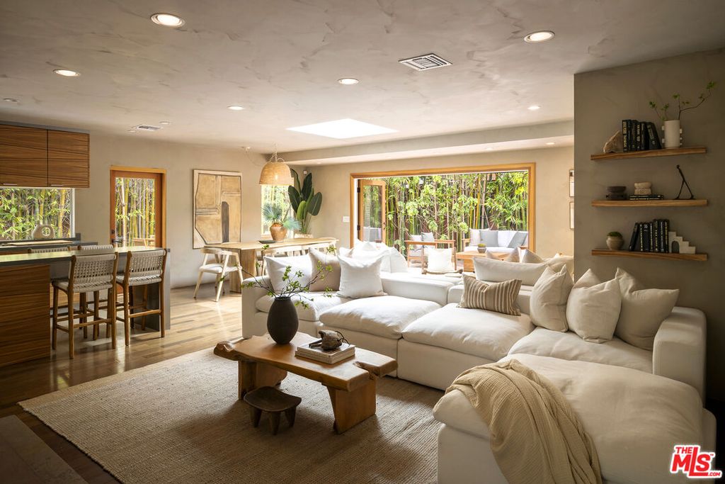 1126 Indiana Ave, Venice, CA - View 5