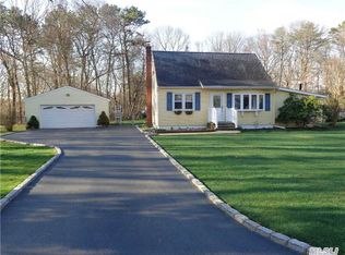 40 Somerset St, Centereach, NY 11720