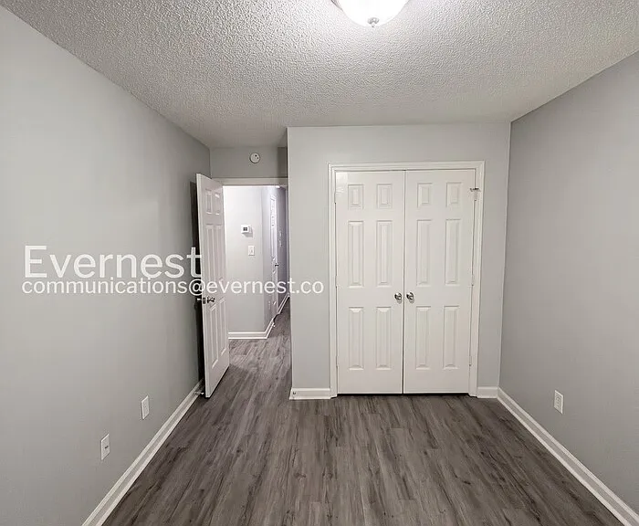 8514 Kaden Dr — Photo 16
