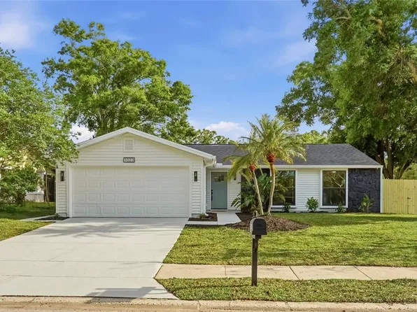 1023 Mineola Cir, Palm Harbor, FL 34683