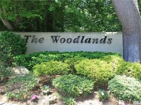 (undisclosed Address), Woodbury, NY 11797