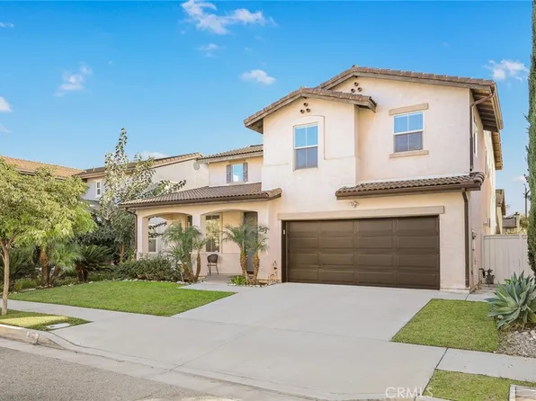 952 Momax St, Azusa, CA 91702