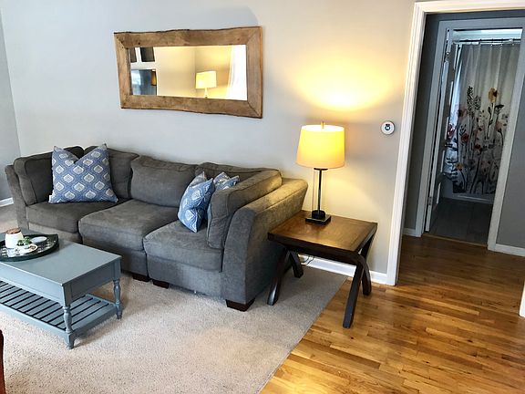 5th image of 6847 Weller Dr NE