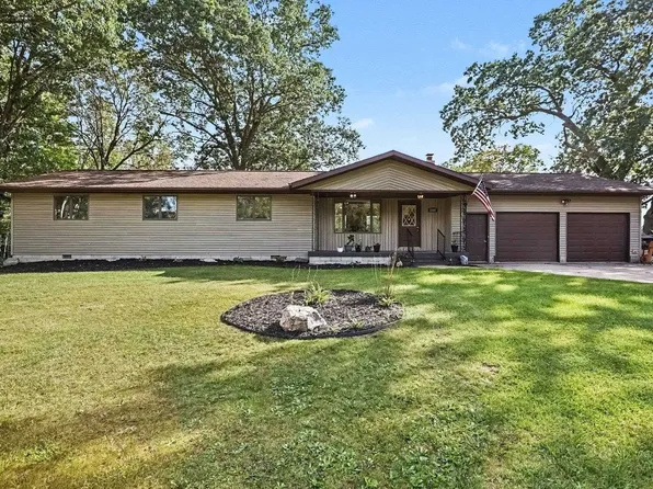 1888 E Erickson Rd, Pinconning, MI 48650