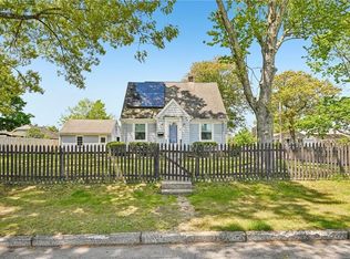 94 Ballston Ave, Pawtucket, RI 02861