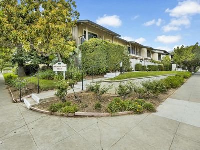 811 N Altadena Dr, Pasadena, CA, 91107