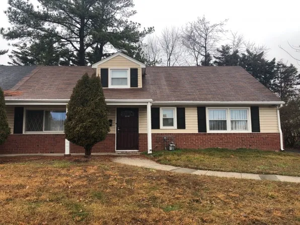 7112 Munford Rd, Baltimore, MD 21244