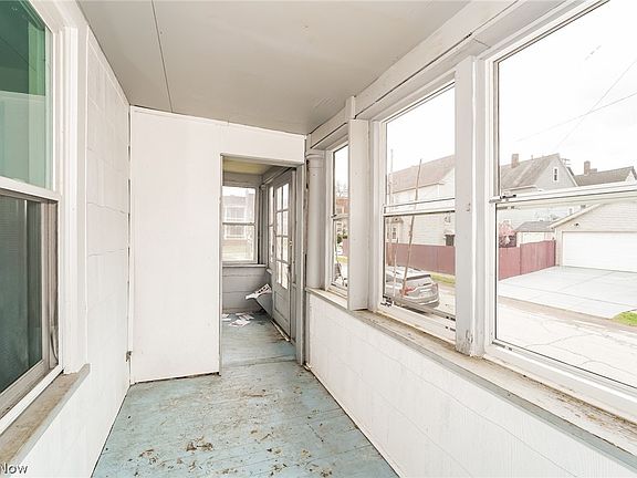 2nd image of 9510 Silk Ave