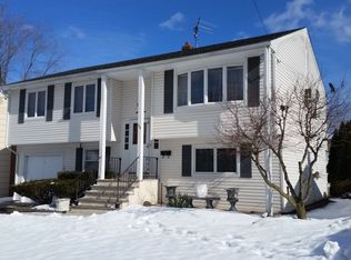 30 S Auten Ave, Somerville, NJ 08876