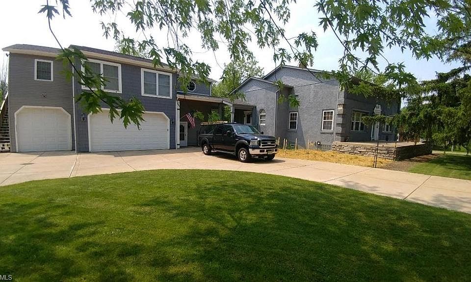 1st image of 954 Woodward Dr