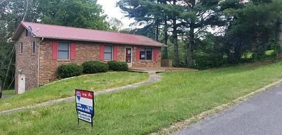 2nd image of 123 Pecanwood Dr