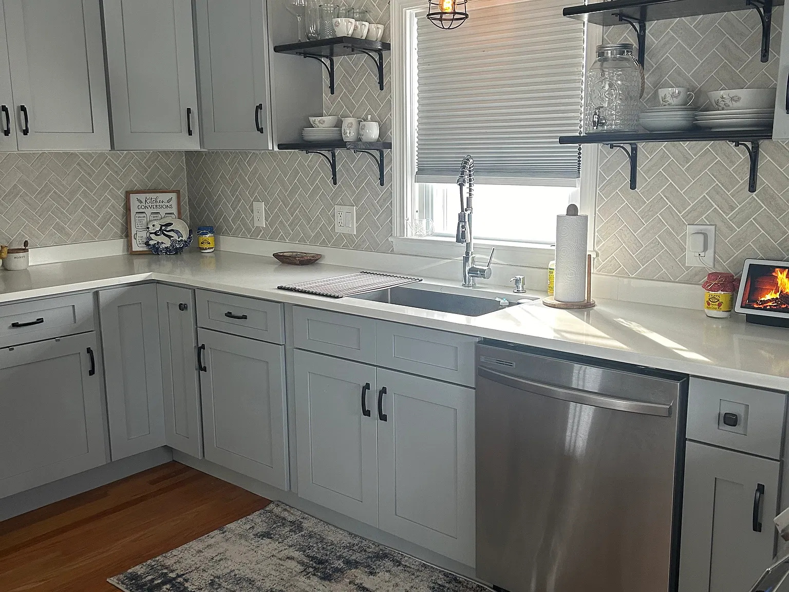 4 bed, 1152 sqft, $1,510 — Photo 3