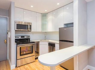 309 W 30th St APT 2A, New York, NY 10001