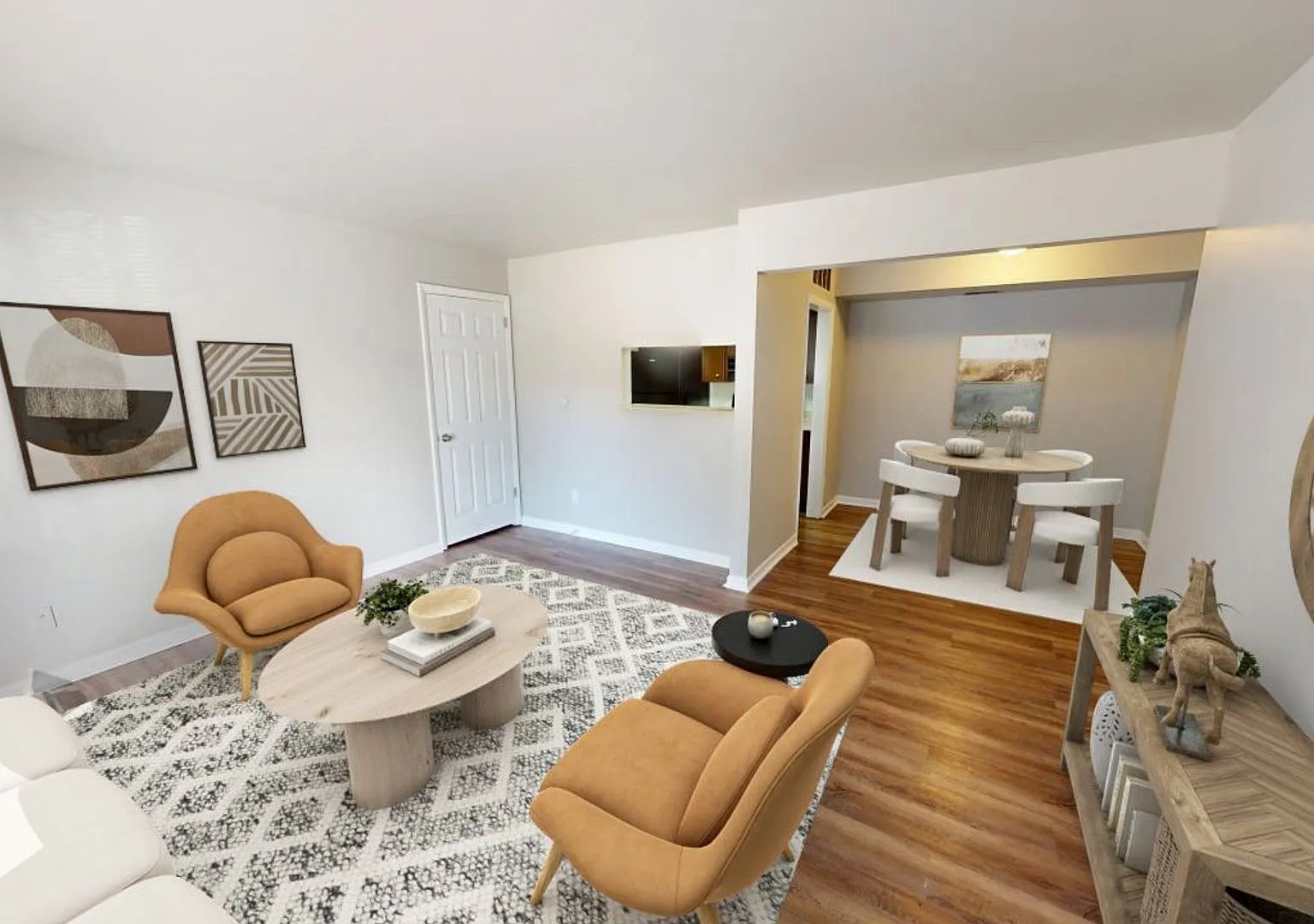 Hillcrest Apartments — Photo 4