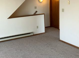 421 Dexter Dr #421, Long Lake, MN 55356