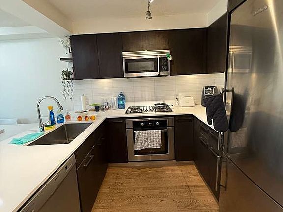 Kitchen side_10242025