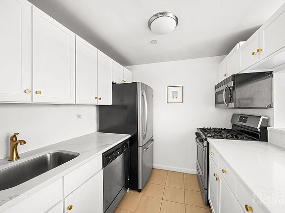 3rd image of 520 W 23rd St APT 2C