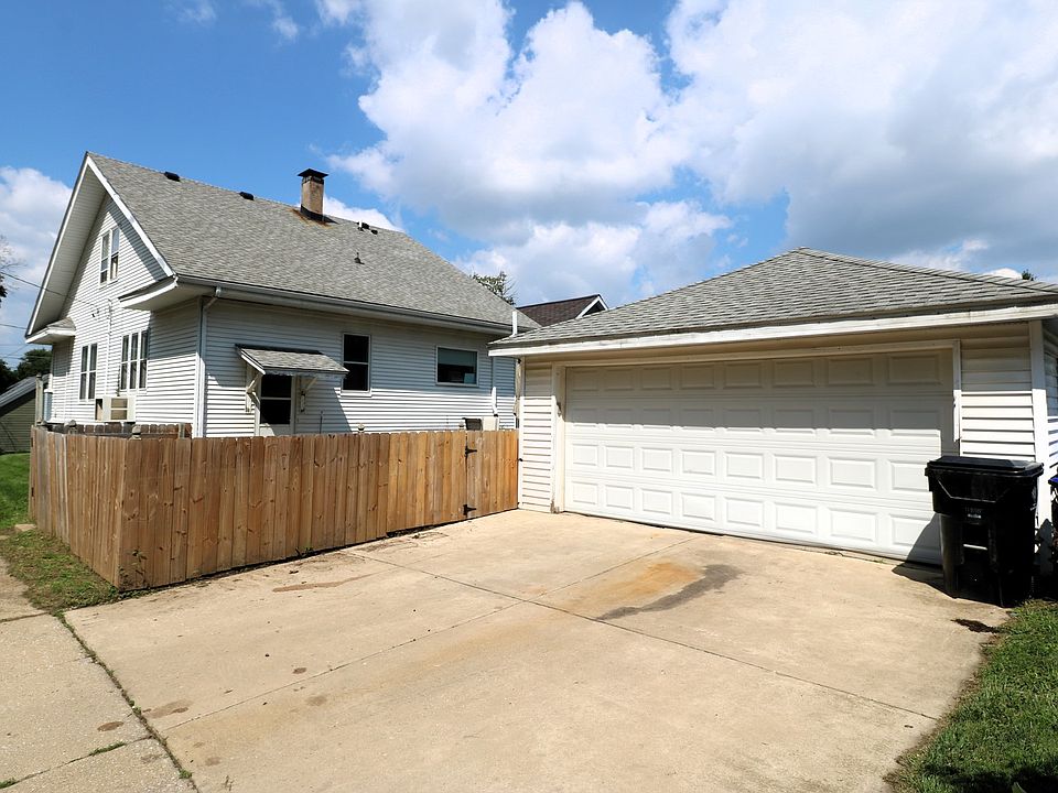 1312 1/2 W Grove St, Bloomington, IL 61701 Zillow