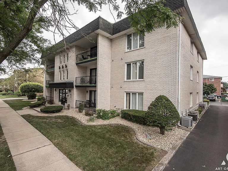 10910 S Kilpatrick Ave #3NW — Photo 2