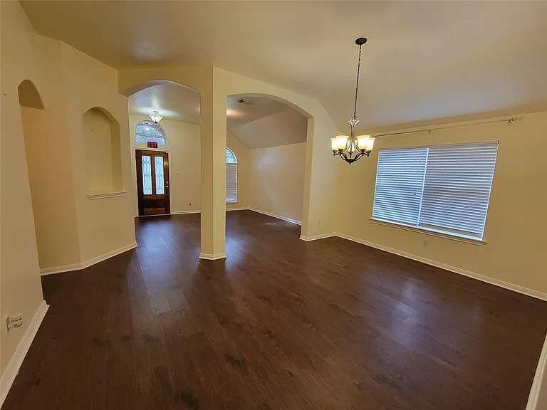 4010 Highland Vale Ct — Photo 12