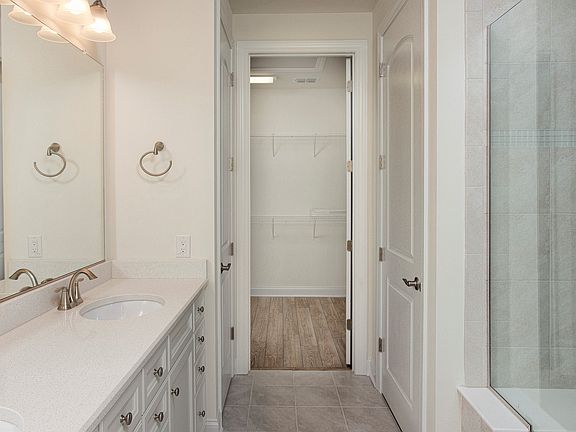 Owner s bath with large shower