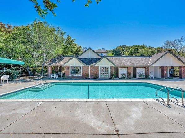 21 Woodstock Ct #21