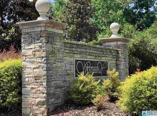 800 Treymoor Lake Ct, Alabaster, AL 35007