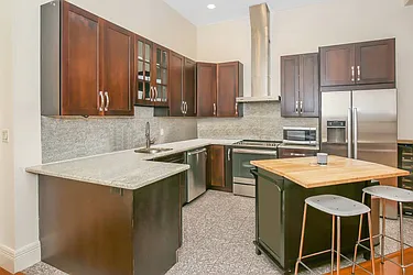 Rented by Sapo Group