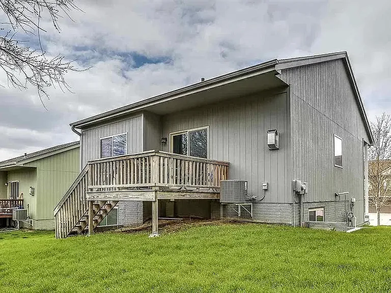 7033 S 183rd Ave — Photo 28