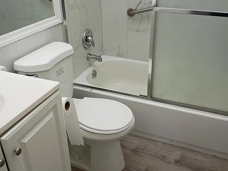 1501 NW 43rd Ave #204 — Photo 9