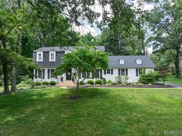 1855 Grassy Ridge Rd, Saint Louis, MO 63122
