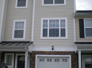 8811 Thornton Town Pl, Raleigh, NC 27616