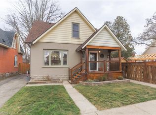 16 Walter St, Brantford, ON N3S1N5