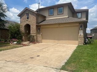 1810 Bravos Manor Ln, Fresno, TX 77545