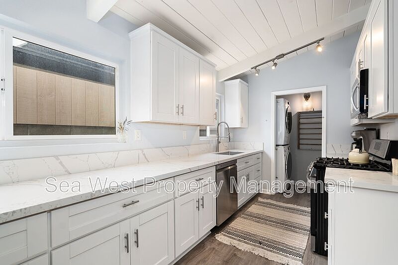 1st image of 1234 Langford St