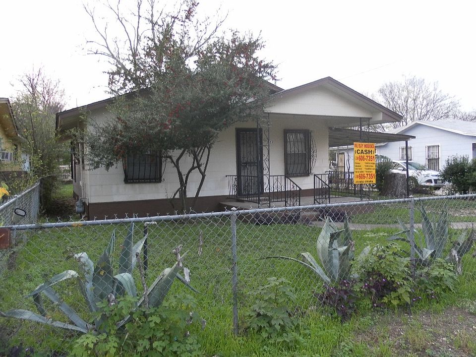 2nd image of 569 N San Ignacio Ave