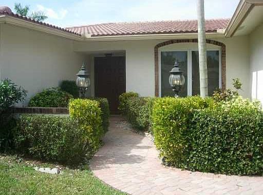 2nd image of 2310 NW 115th Dr