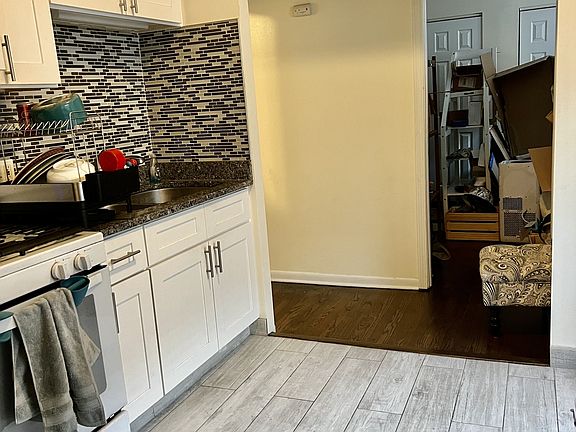 4th image of 5026 N Kimball Ave APT 3