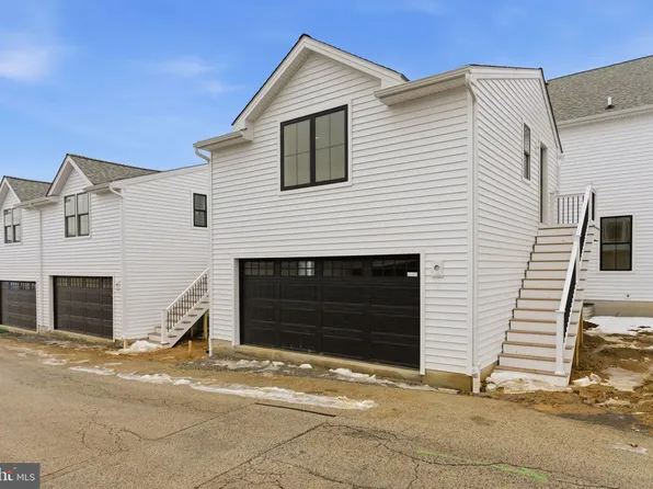 453 E Franklin St #Eff, Media, PA 19063